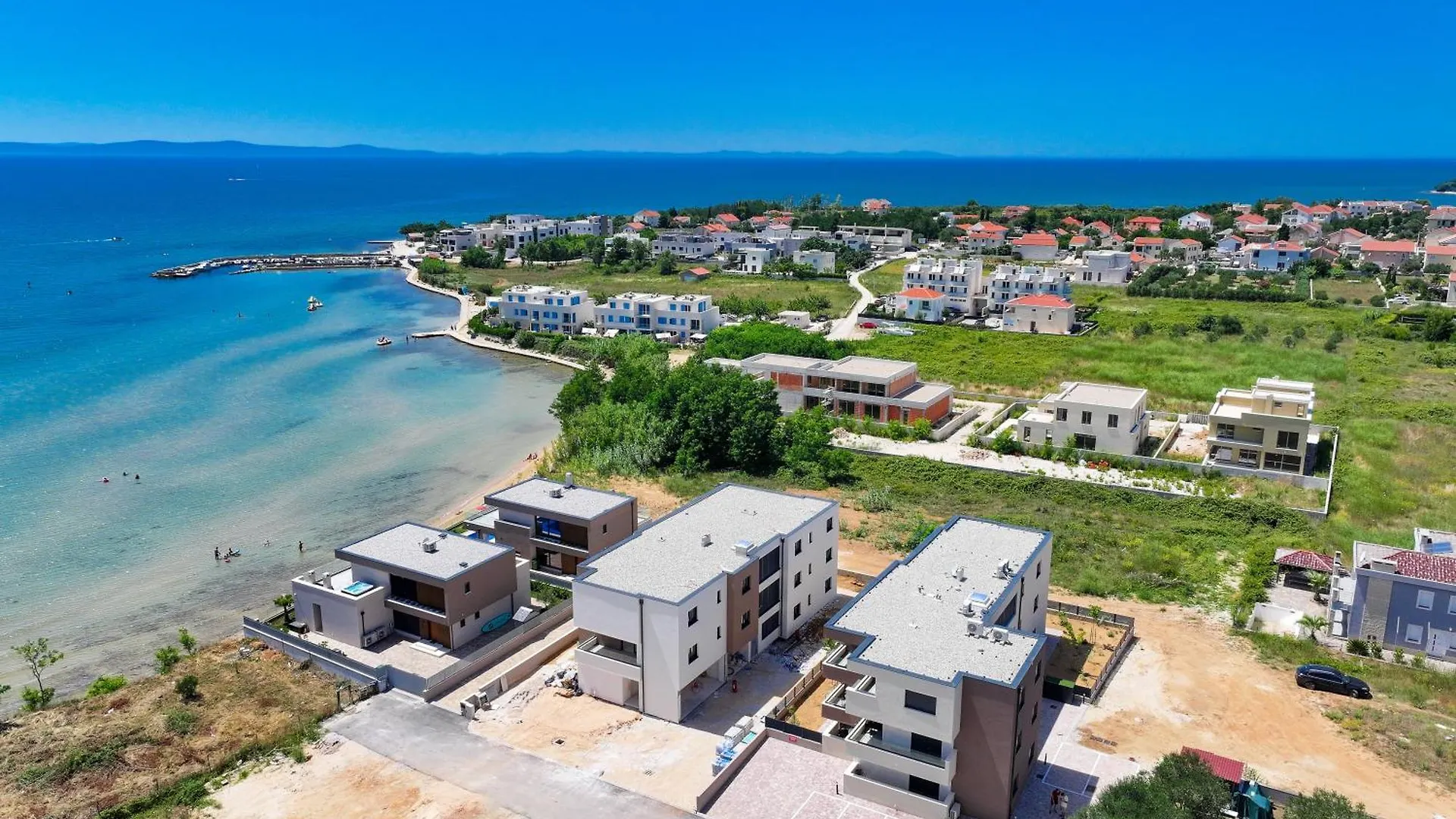 Deluxe Apartments Privlaka On The Sand